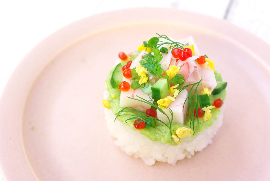 鮨蒲 紅ずわい とアボカド ハーブのガトー仕立て 河内屋ブログ 鮨蒲本舗 河内屋 鮨蒲 紅ずわい とアボカド ハーブのガトー仕立て 河内屋ブログ 鮨蒲本舗 河内屋