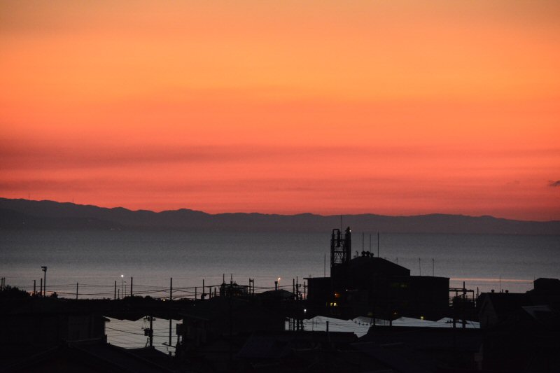 恐るべし台風１５号の猛威！その影響の夕焼けは神秘的…