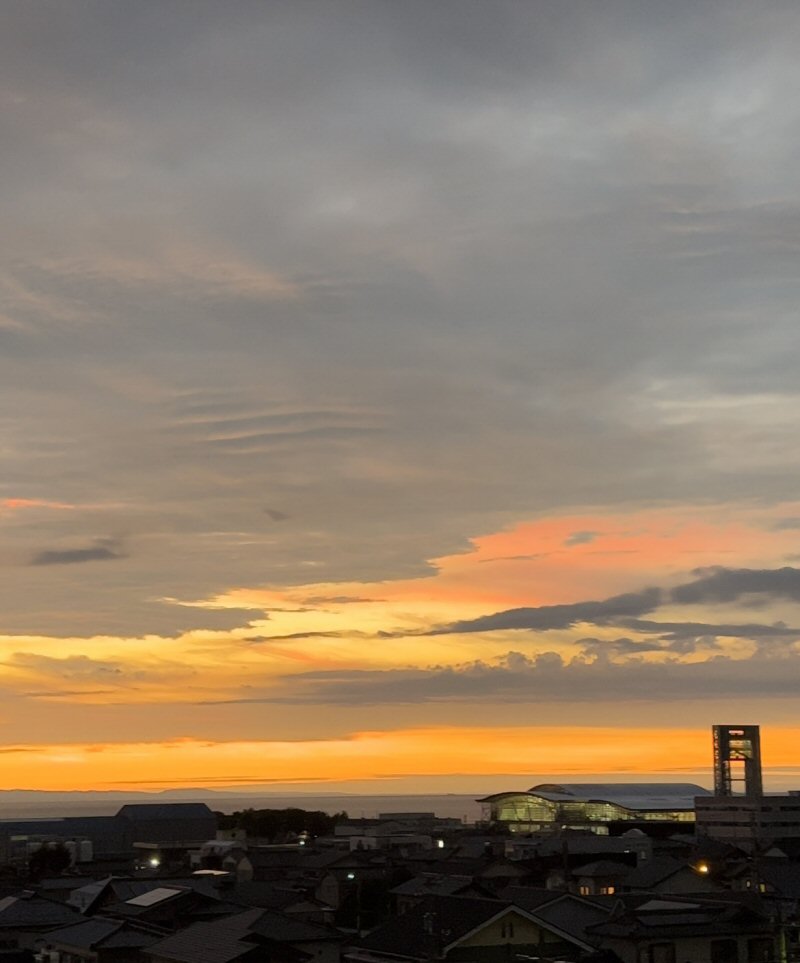 美しい富山湾の夕焼け！