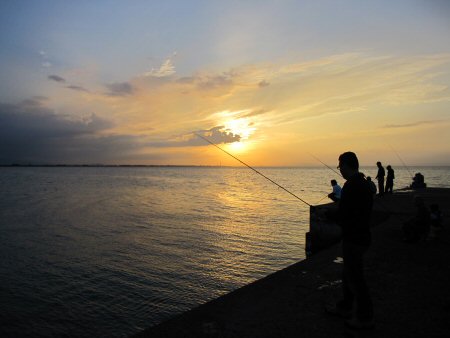 夕なぎと中秋の名月