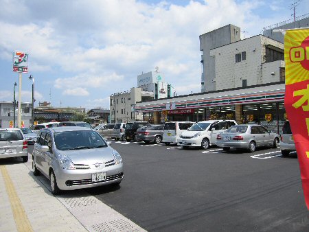 セブンイレブン魚津に2店舗同時オープン