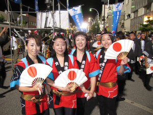 蝶六踊り街流し2010！