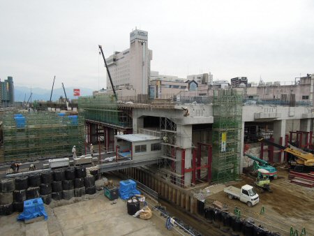 富山駅工事進んでいます！