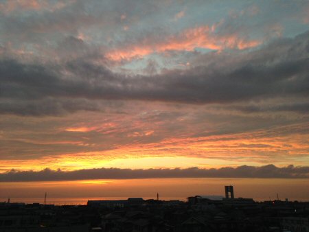 富山湾の素晴らしい夕焼け･･･